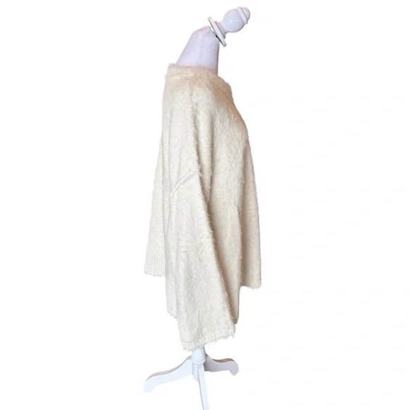 Free People Harrison Bunny Crew Neck Sweater Oversized Cream Womens Medium - Picture 5 of 11